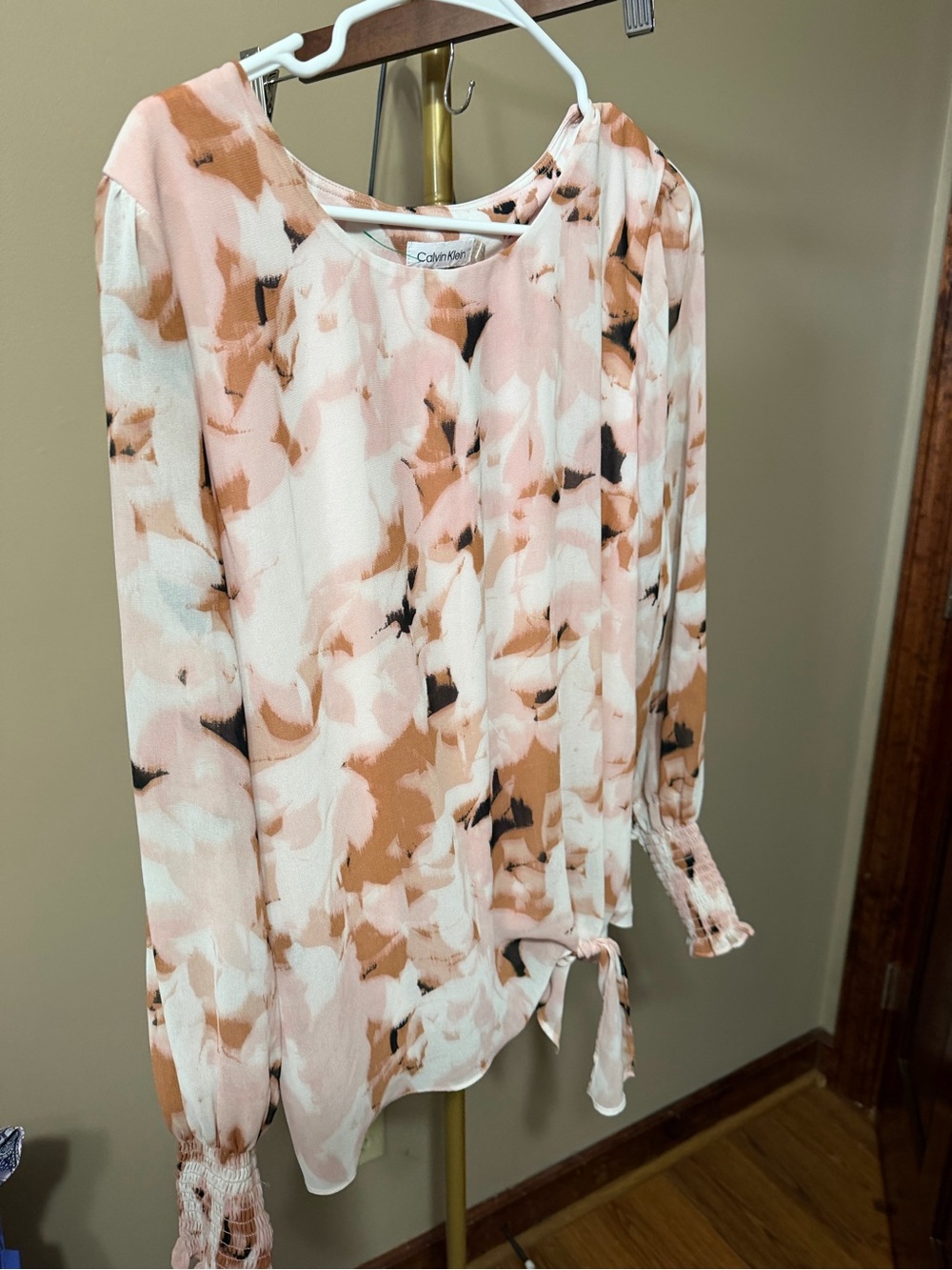 Calvin Klein Pink Tan Floral Tie-Hem Long Sleeve Top